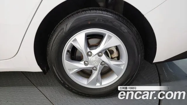 Hyundai Avante (CN7) id 2880487 из Кореи 15