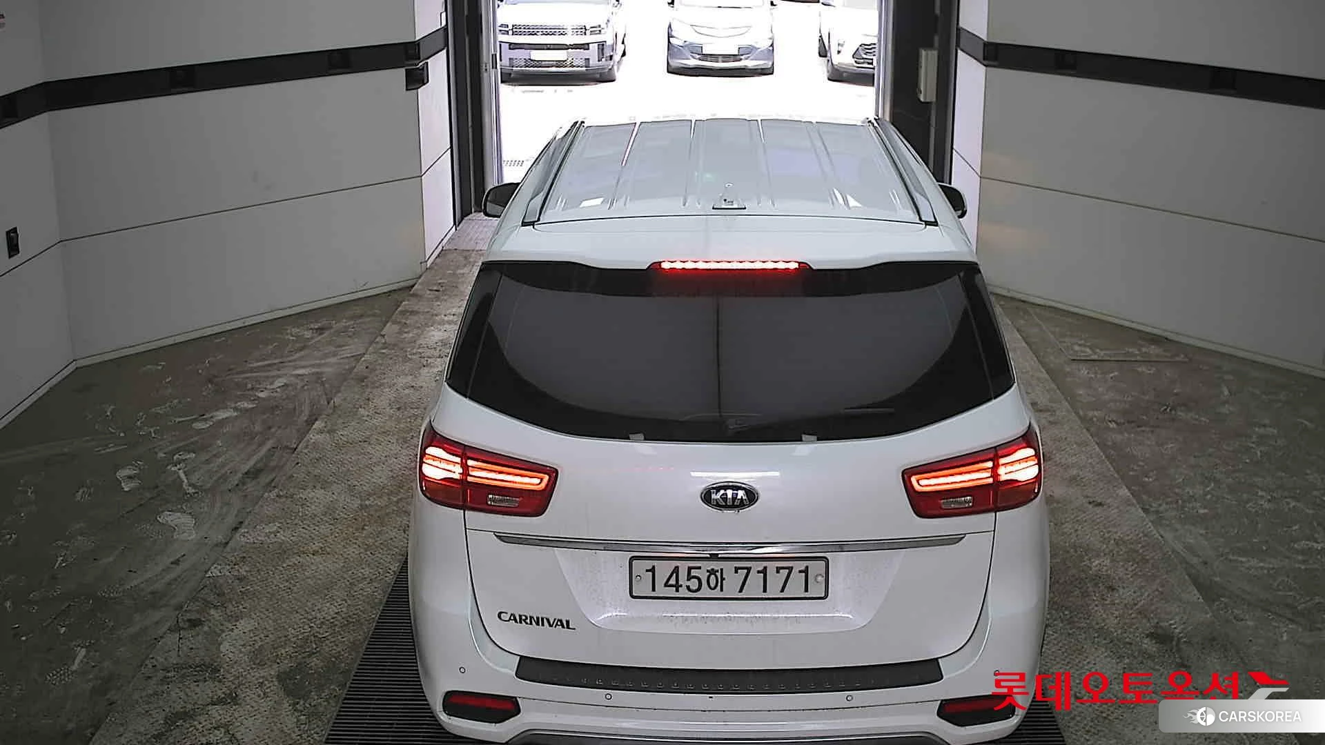 Kia Carnival id 3875740 из Кореи 33