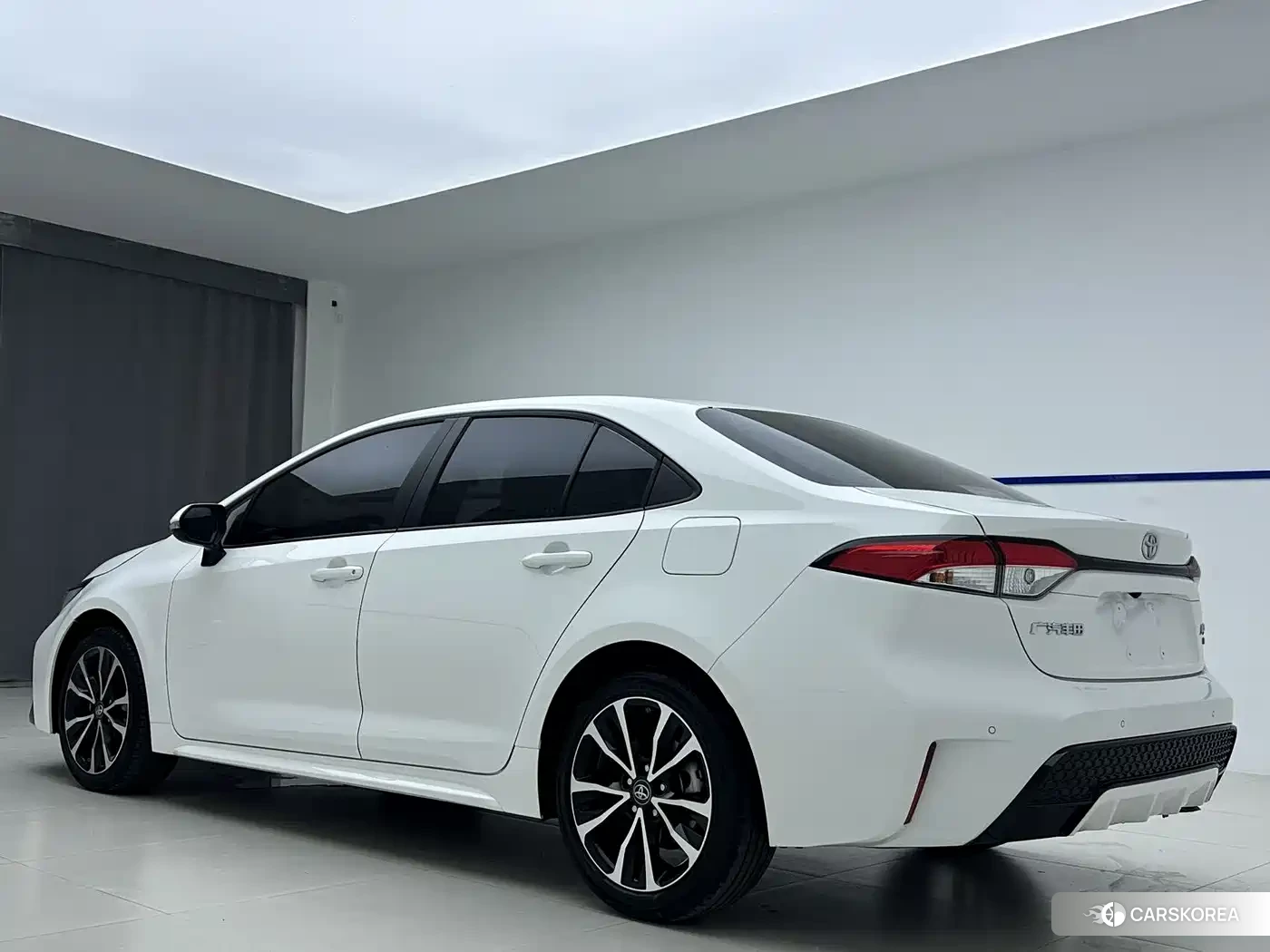 Toyota Levin id 4546050 из Китая 16