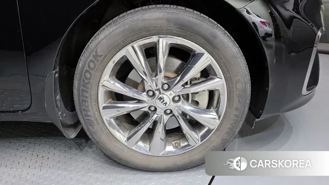 Kia The New Carnival id 2995388 из Кореи 15