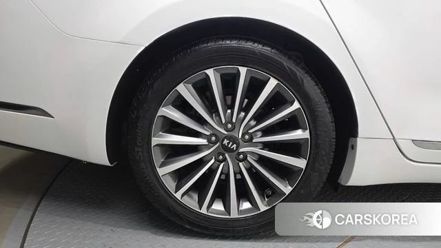 Kia Come New K7 id 4397495 из Кореи 31