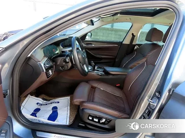 BMW 5 Series (G30) id 3709123 из Кореи 15