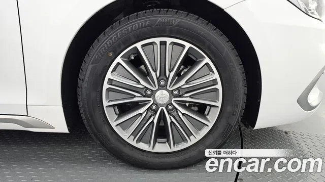 Hyundai Grandeur IG Hybrid id 2834841 из Кореи 15