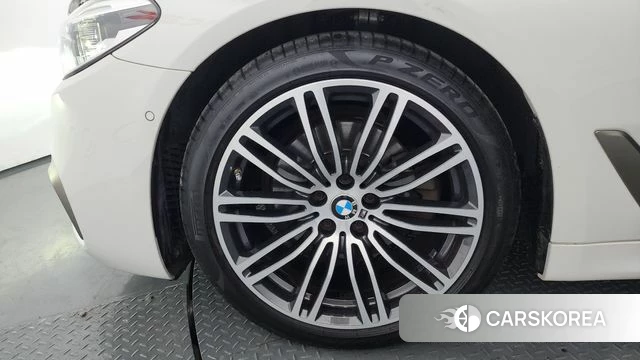 BMW 5 Series (G30) id 4581618 из Кореи 30