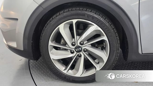 Kia Niro id 4780932 из Кореи 25