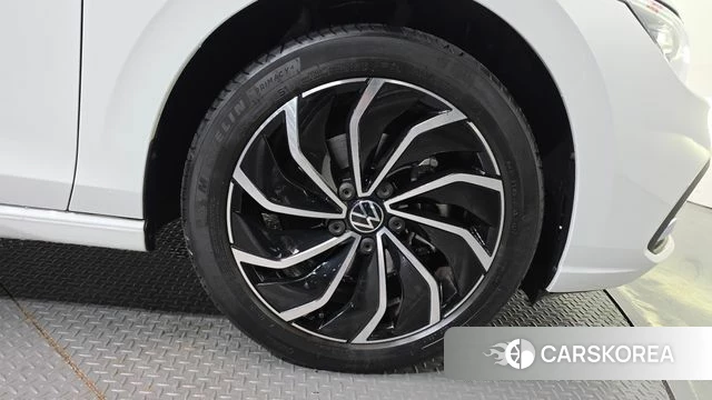 Volkswagen Golf 8th Generation id 3964084 из Кореи 15