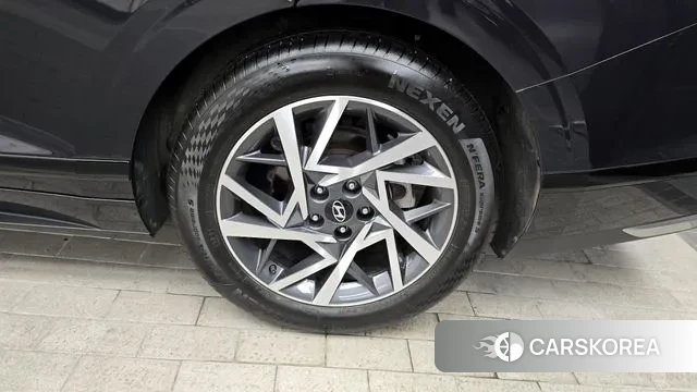 Hyundai Grandeur (GN7) id 3576416 из Кореи 15