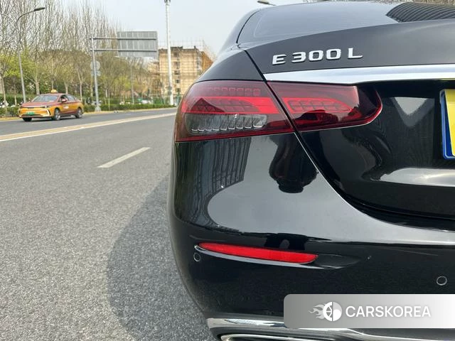 Mercedes-Benz E-class id 4257077 из Китая 16