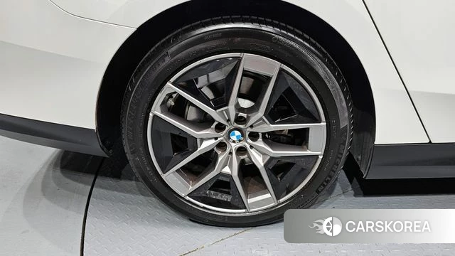 BMW 5 Series (G60) id 4422032 из Кореи 25