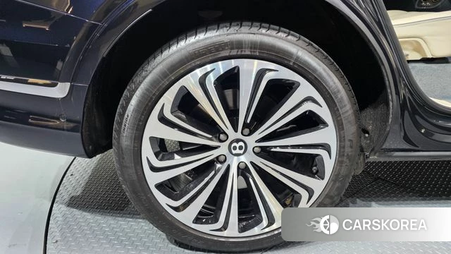 Bentley Bentayga id 3934492 из Кореи 15