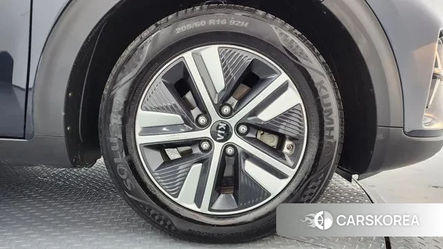 Kia The New Niro id 3499694 из Кореи 15