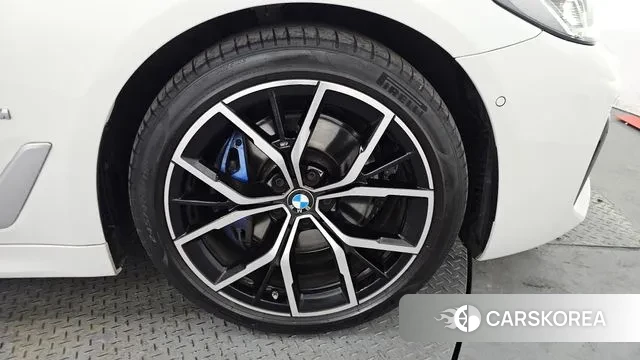 BMW 5 Series (G30) id 3721633 из Кореи 15