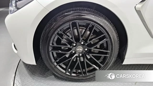 Genesis G70 id 3089843 из Кореи 15