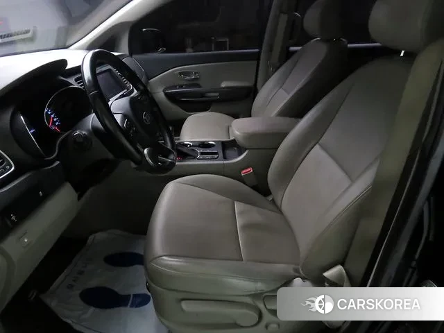 Kia The New Carnival id 3778900 из Кореи 15