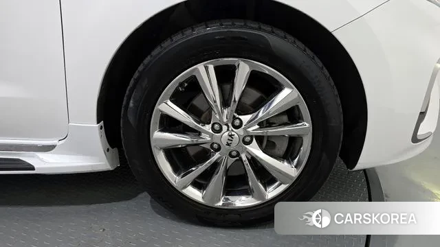 Kia The New Carnival id 3391328 из Кореи 15