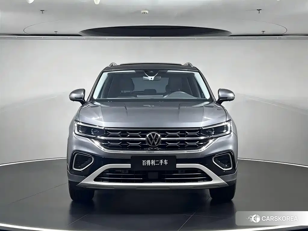 Volkswagen Tanyue 2024 Silver/gray из Китая, фото 5