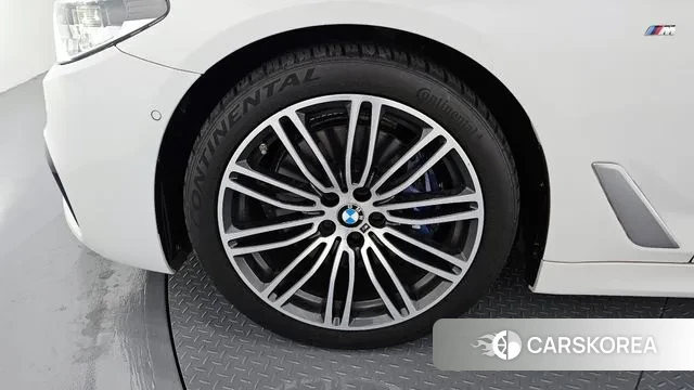 BMW 5 Series (G30) id 3336361 из Кореи 15