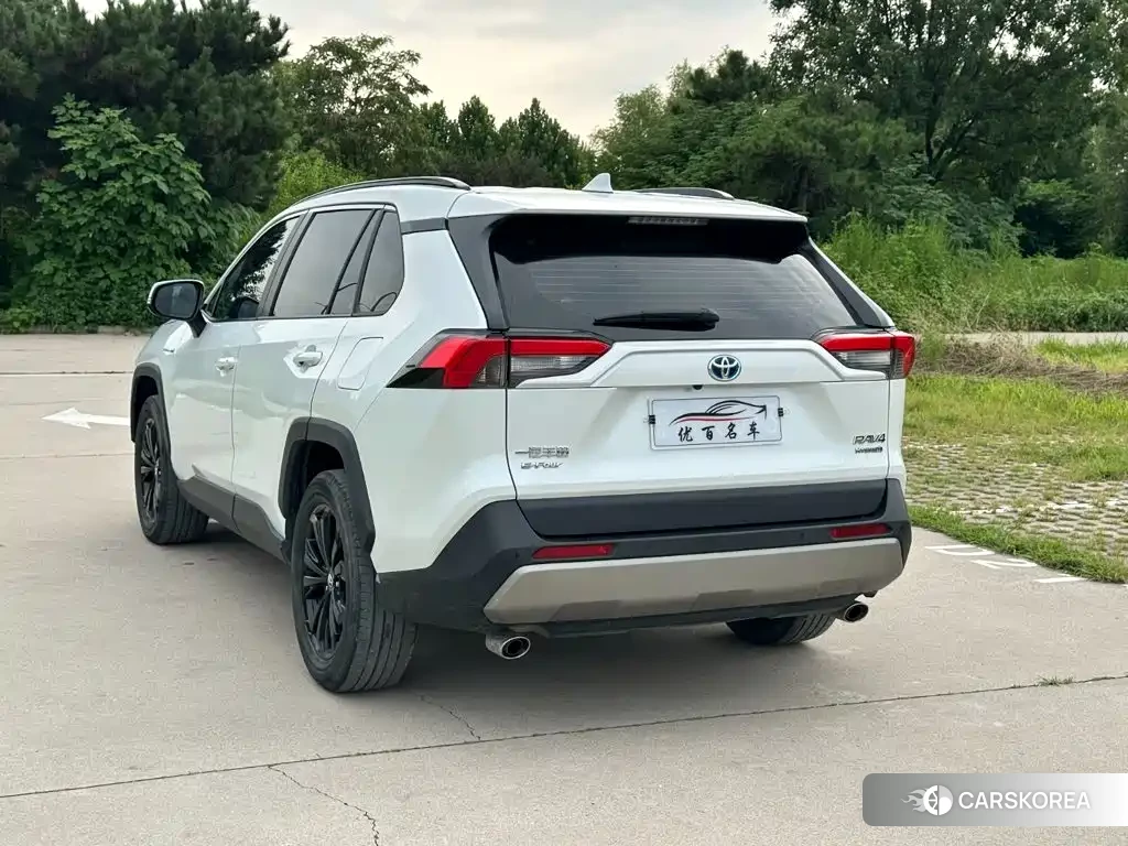 Toyota RAV4 id 4628265 из Китая 24