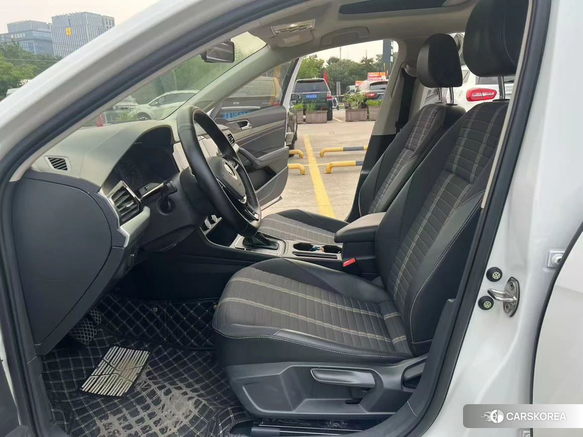 Volkswagen Lavida id 4512405 из Китая 7
