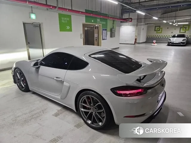 Porsche 718 Cayman 2022 Цвет галактики из Кореи, фото 5