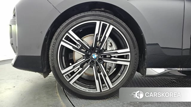 BMW 7 Series (G70) id 4354924 из Кореи 15