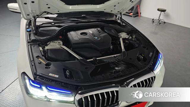 BMW 5 Series (G30) id 3936947 из Кореи 15