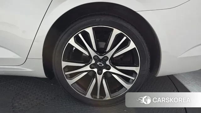 Renault Korea (Samsung) The New SM6 id 3492959 из Кореи 15