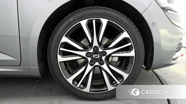 Renault Korea (Samsung) The New SM6 id 3800387 из Кореи 15