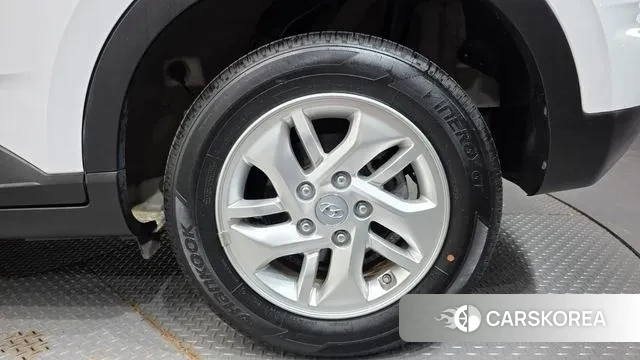 Hyundai Venue id 3373915 из Кореи 15