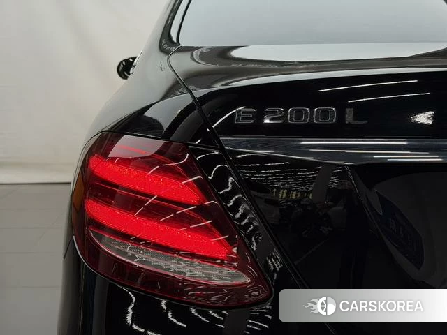 Mercedes-Benz E-class id 4210349 из Китая 10