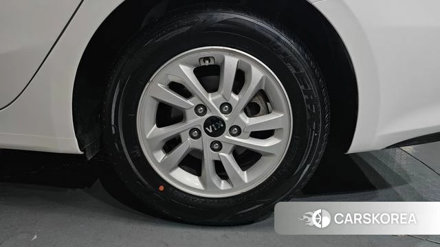 Kia Come New K3 id 3879431 из Кореи 16