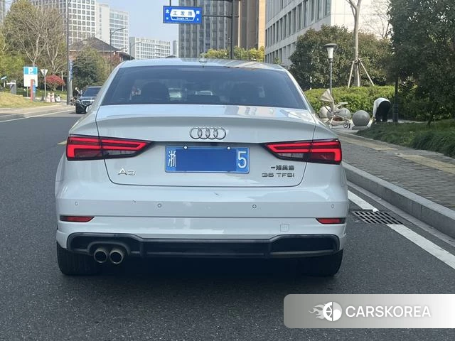 Audi A3 2018 Белый из Китая, фото 6