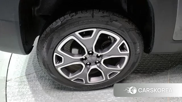 Jeep Renegade id 3449549 из Кореи 15