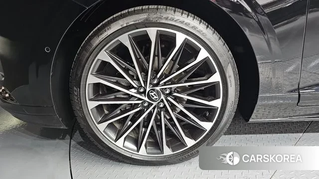 Hyundai Grandeur Hybrid (GN7) id 3654208 из Кореи 15