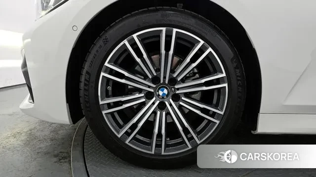 BMW 3 Series (G20) id 3741212 из Кореи 15