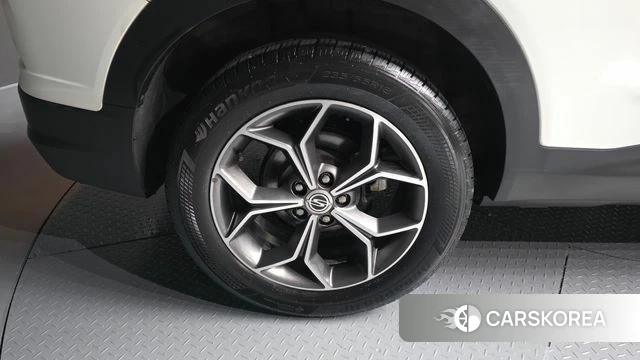 Ssangyong Beautiful Korando id 4179157 из Кореи 15