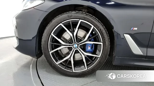 BMW 5 Series (G30) id 2974621 из Кореи 15