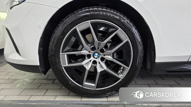 BMW 5 Series (G60) id 4719868 из Кореи 30
