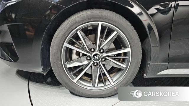 Hyundai The New Grandeur IG id 4708256 из Кореи 28