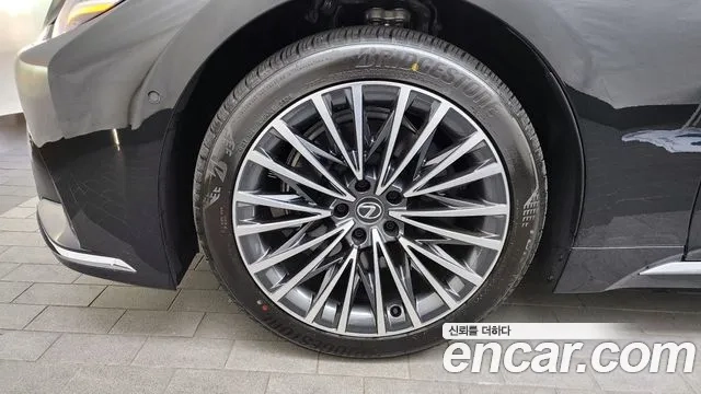 Lexus LS500h 5th generation id 2873549 из Кореи 15