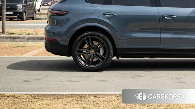 Porsche Cayenne (PO536) id 4410661 из Кореи 9