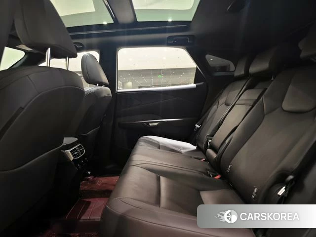Lexus RX id 4273946 из Китая 7