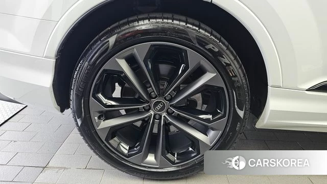 Audi Q7 (4M) id 4664765 из Кореи 30