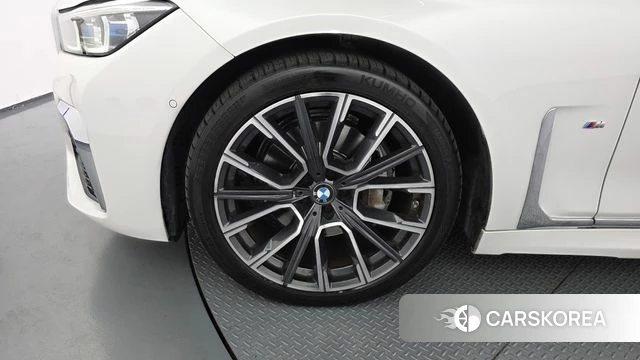 BMW 7 Series (G11) id 4201909 из Кореи 29