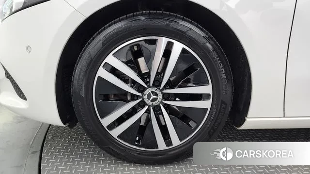 Mercedes-Benz A-Class W177 id 3155411 из Кореи 15