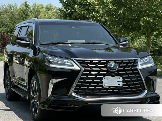 Lexus LX id 4262153 из Китая 11