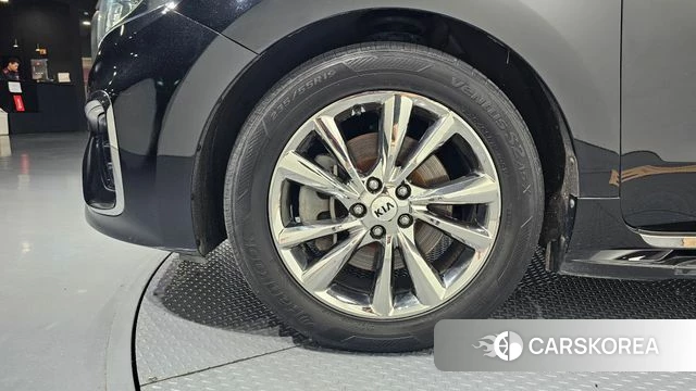 Kia The New Carnival id 4727919 из Кореи 29