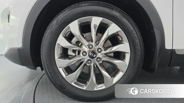Kia The New Sorento id 4742209 из Кореи 26