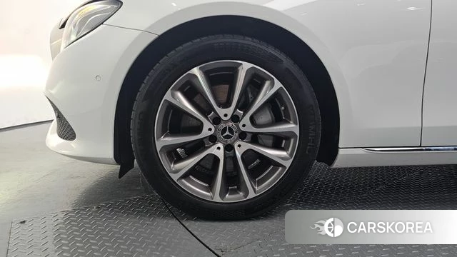 Mercedes-Benz E-Class W213 id 4684075 из Кореи 15