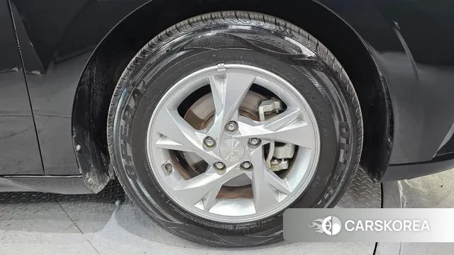 Hyundai Avante (CN7) id 3717088 из Кореи 15